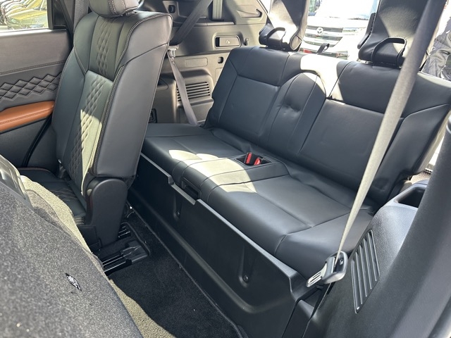 アウトランダー(三菱)中古車 8