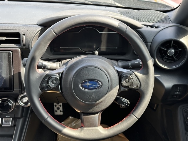 BRZ(スバル)中古車 6