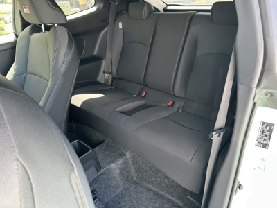 GRヤリス(トヨタ)中古車 後席内装
