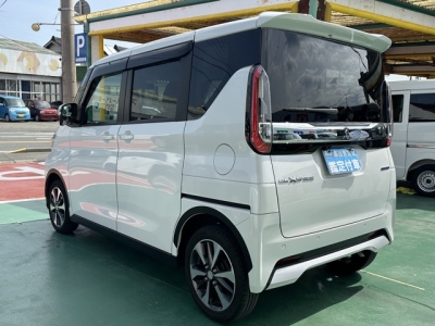eKクロススペース(三菱)中古車 後方