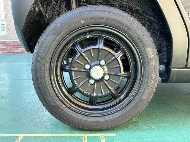 タフト(ダムド)新車見本展示無 10
