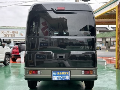 ハイゼットカーゴ(ダムド)新車見本展示無 内外装写真他１