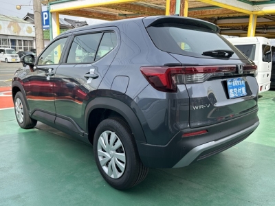 WR-V(ホンダ)登録済未使用車 後方