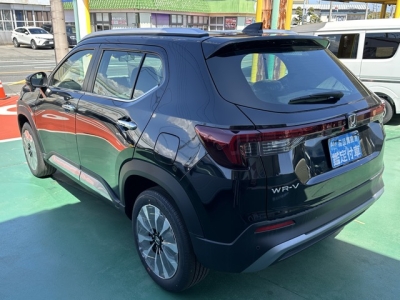 WR-V(ホンダ)登録済未使用車 後方
