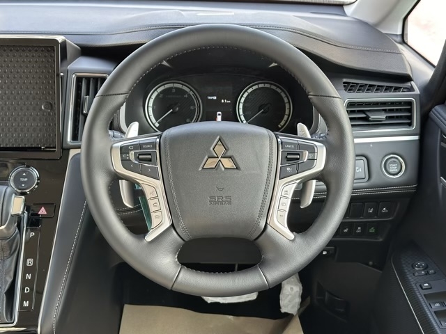 デリカD:5(三菱)登録済未使用車 9