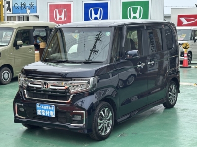 N-BOXカスタム(ホンダ)中古車 前方