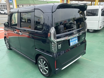 N-BOXカスタム(ホンダ)中古車 後方