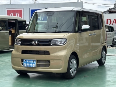 タント(ダイハツ)届出済未使用車 前方