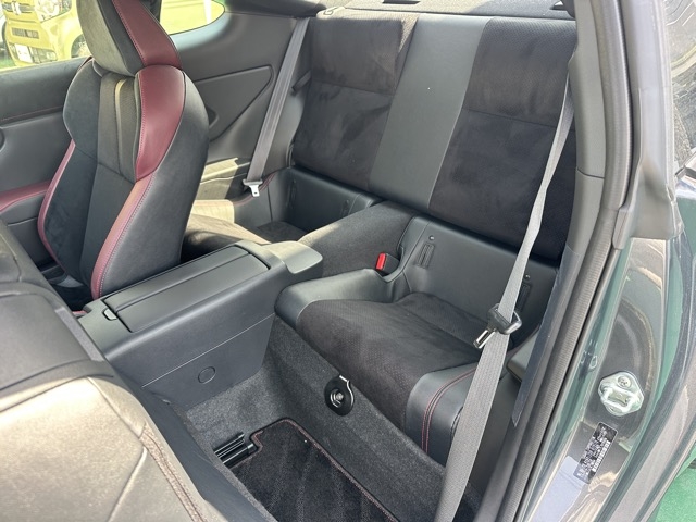 BRZ(スバル)中古車 4