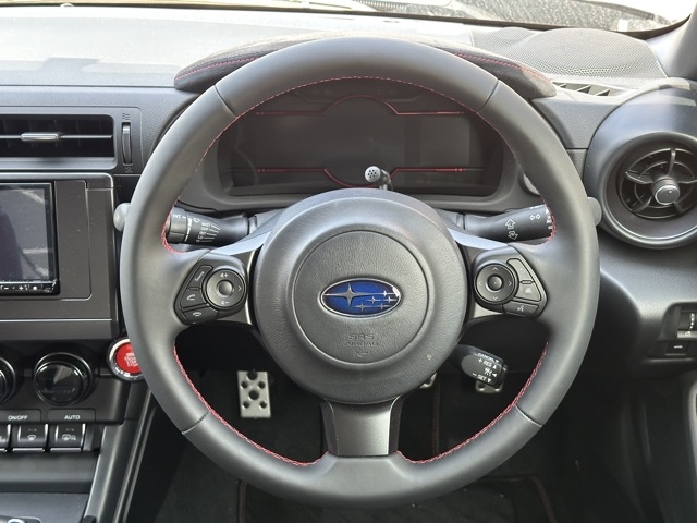 BRZ(スバル)中古車 6