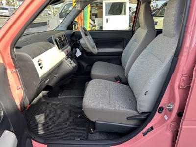 ミラトコット(ダイハツ)中古車 前席内装