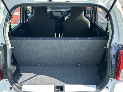 アルトのOEM(スズキ)中古車 内外装写真他