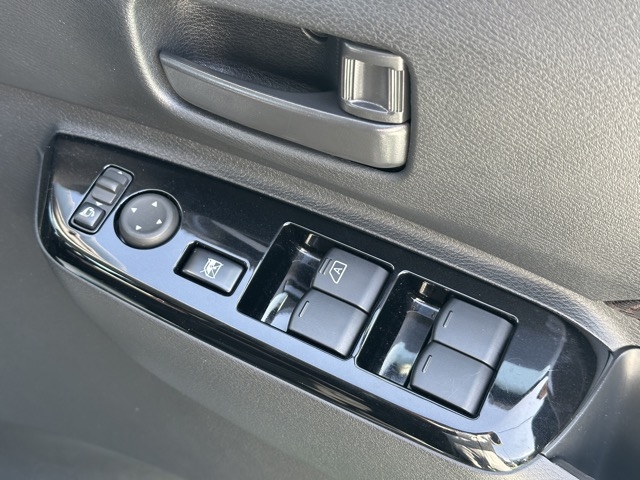 eKクロススペース(三菱)中古車 12