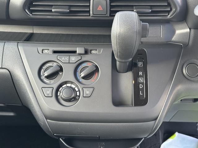 eKクロススペース(三菱)中古車 15