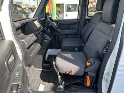 N-VAN(ホンダ)中古車 前席内装