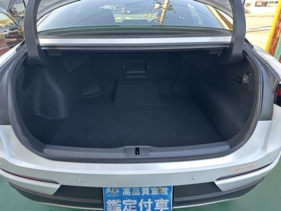 クラウンクロスオーバー(トヨタ)中古車 内外装写真他１