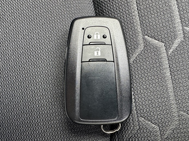 カローラスポーツ(トヨタ)中古車 26