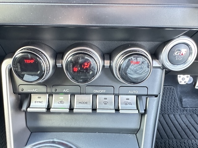 GR86(トヨタ)中古車 21