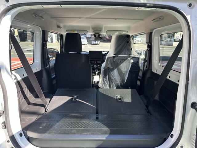 ジムニー(ダムド)新車見本展示無 9
