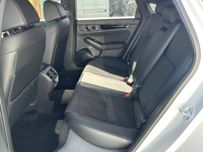 シビック(ホンダ)中古車 後席内装
