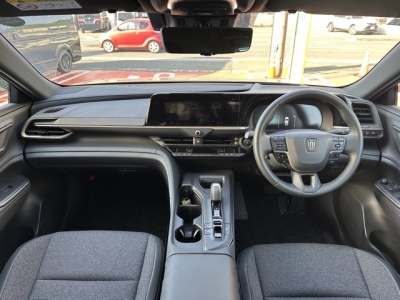 クラウンクロスオーバー(トヨタ)中古車 内外装写真他
