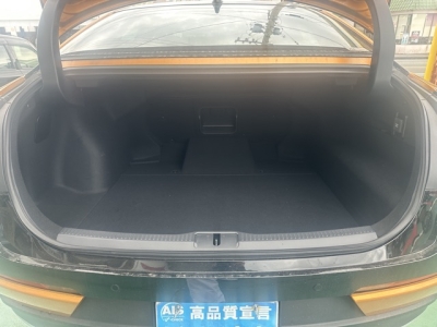 クラウンクロスオーバー(トヨタ)中古車 内外装写真他