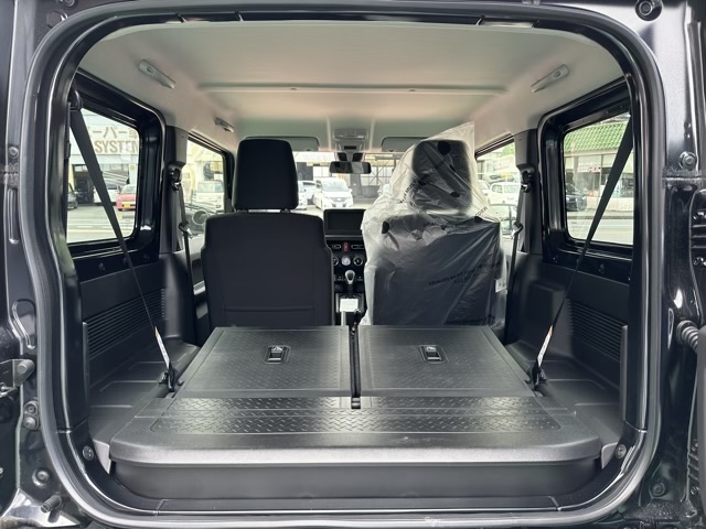 ジムニー(ダムド)新車見本展示無 11
