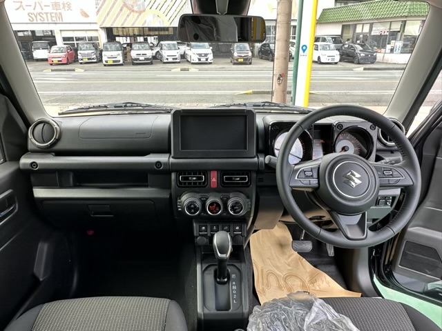 ジムニー(ダムド)新車見本展示無 23