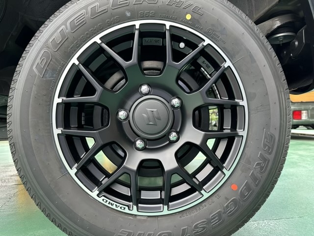 ジムニー(ダムド)新車見本展示無 4