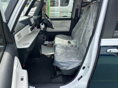 ムーヴキャンバス(ダイハツ)届出済未使用車 前席内装