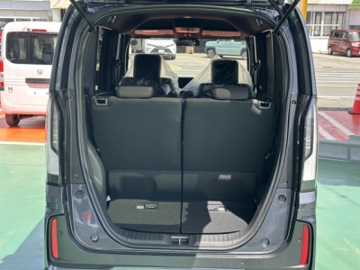 新型N-BOX(ホンダ)届出済未使用車 内外装写真他２