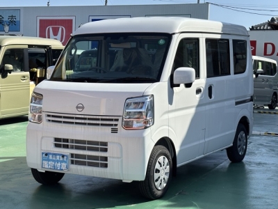 エブリイバンのOEM(スズキ)届出済未使用車 前方