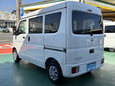 エブリイバンのOEM(スズキ)届出済未使用車 後方