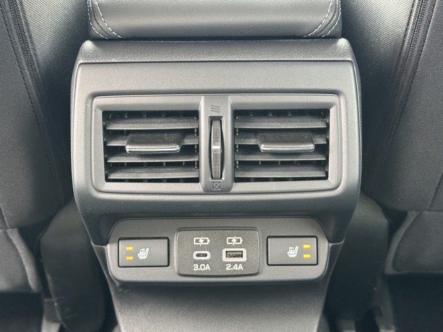 レヴォーグ(スバル)中古車 7