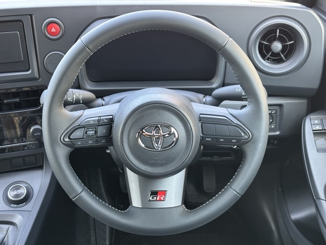 GRヤリス(トヨタ)中古車 6