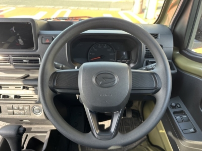 ハイゼットトラック(ダイハツ)中古車 後席から見た前席