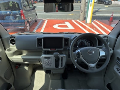 NV100クリッパーリオ(ニッサン)届出済未使用車 後席から見た前席