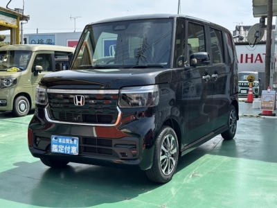新型N-BOX(ホンダ)届出済未使用車 前方
