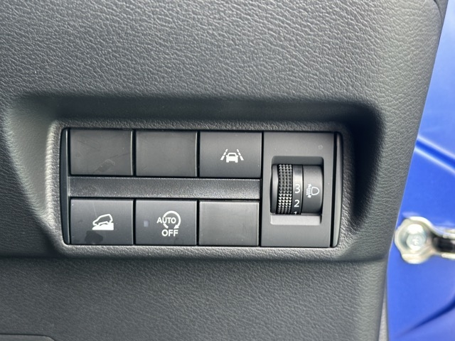 eKクロス(三菱)中古車 12