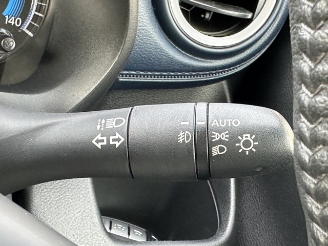 eKクロス(三菱)中古車 18