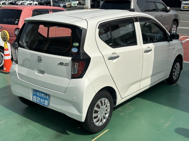 ミライース(ダイハツ)中古車 9