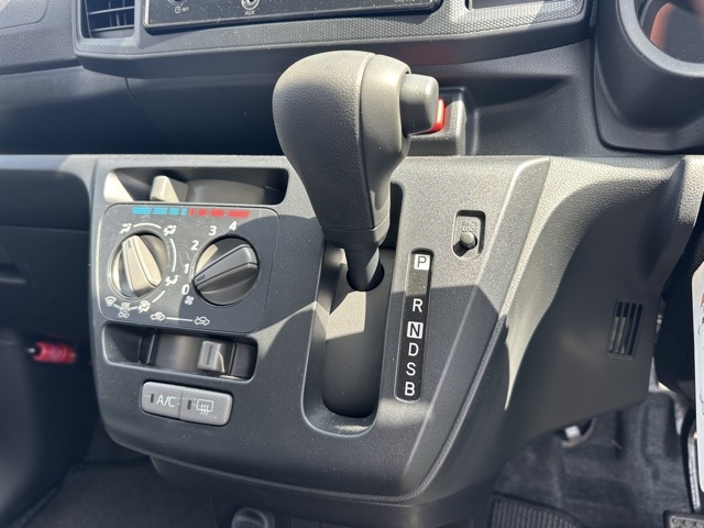 ミライース(ダイハツ)中古車 17