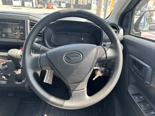 ミライース(ダイハツ)中古車 6