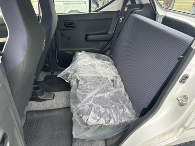 アルト(スズキ)中古車 後席内装