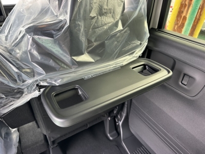 新型N-BOX(ホンダ)届出済未使用車 内外装写真他１