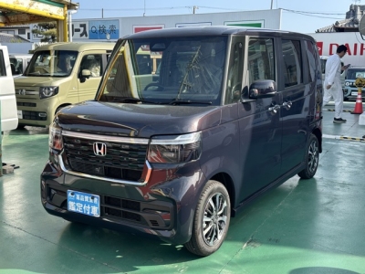 新型N-BOX(ホンダ)届出済未使用車 前方