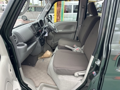 NV１００クリッパー(ニッサン)中古車 前席内装