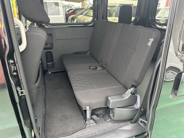 アトレー(ダイハツ)届出済未使用車 4