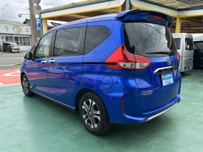 フリード(ホンダ)中古車 後方