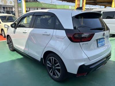フィット(ホンダ)中古車 後方